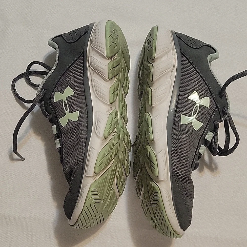 Under Armour Grey & teal sneakers Women's Size 6
